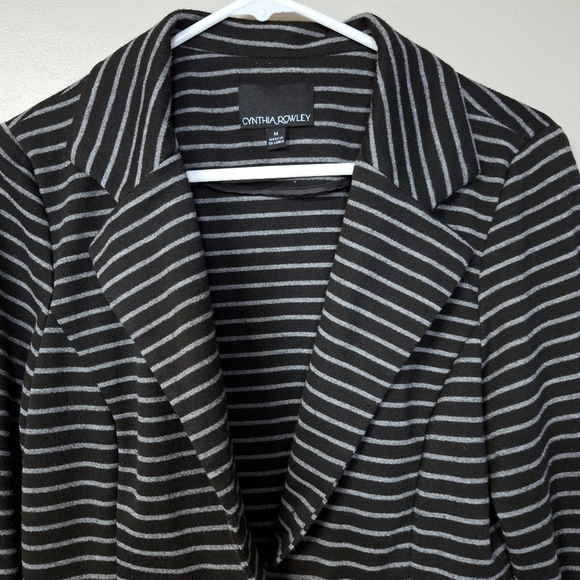 Cynthia Rowley Black Gray Stripe Office Work One Button Blazer Folded Longsleeve - Picture 3 of 9
